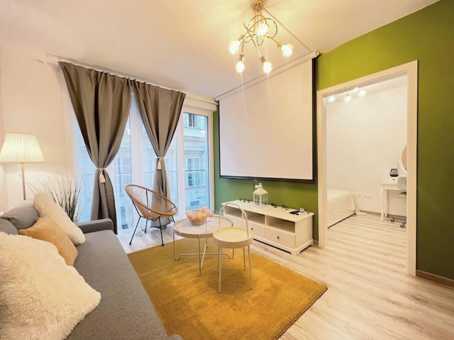 A104 - Liberty Bridge Projection Home With Free Parking Будапеща Екстериор снимка