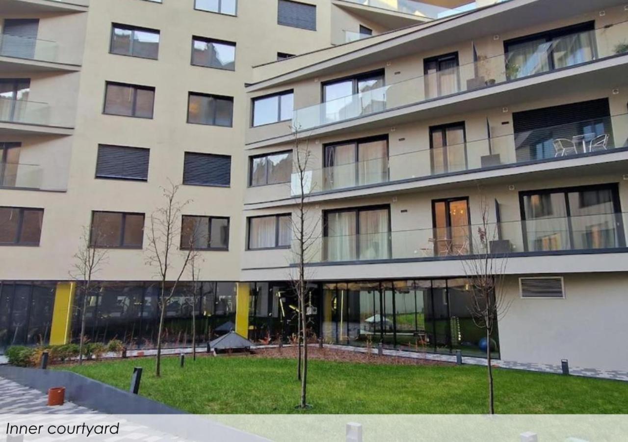 A104 - Liberty Bridge Projection Home With Free Parking Будапеща Екстериор снимка