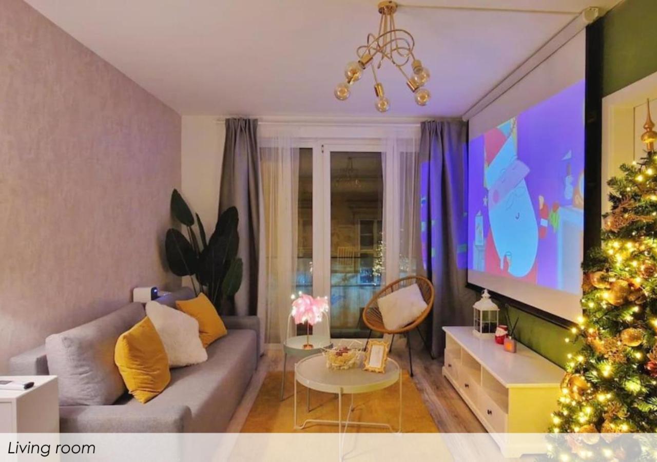 A104 - Liberty Bridge Projection Home With Free Parking Будапеща Екстериор снимка